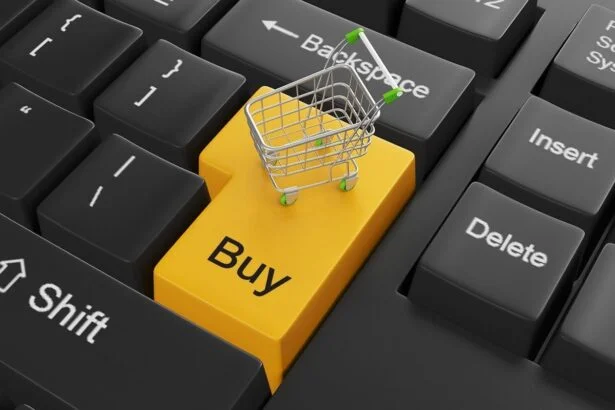 Salesforce Shopping Index Q2 –  sprzedaż w Internecie wzrosła aż o 71%