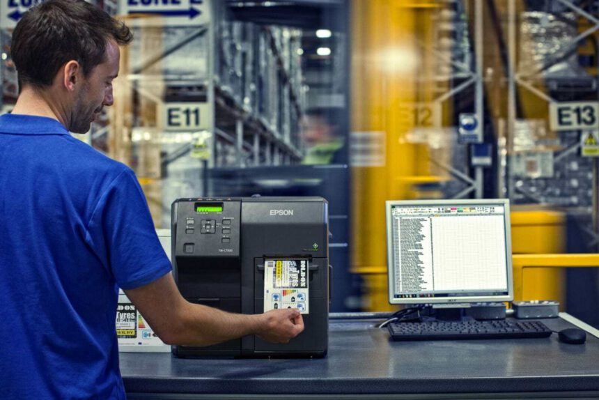 ColorWorks C7500 fabryk.jpg min