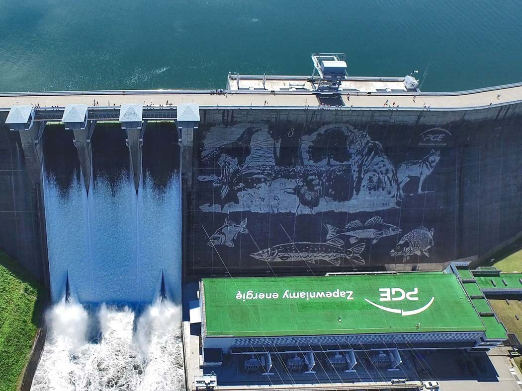 elektrownia wodna w solinie mural clean graffiti