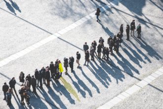 tłum, ulica, miasto, ludzie, system rozpoznawania twarzy