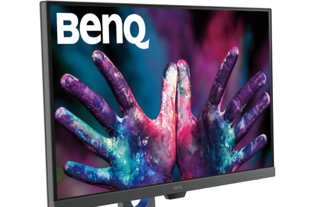 BenQ_PD2705Q_right45