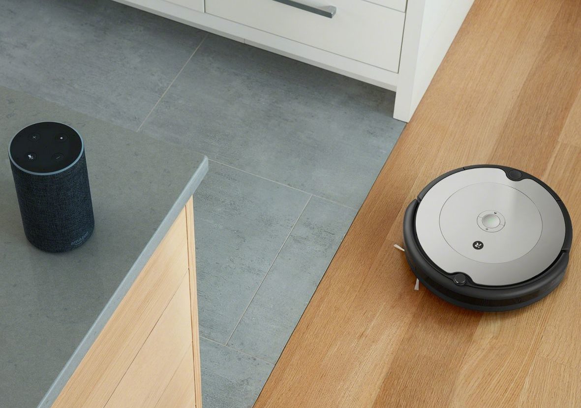 iRobot Roomba 698