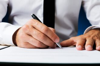 dokumenty, tłumacz, Szczególna należyta staranność