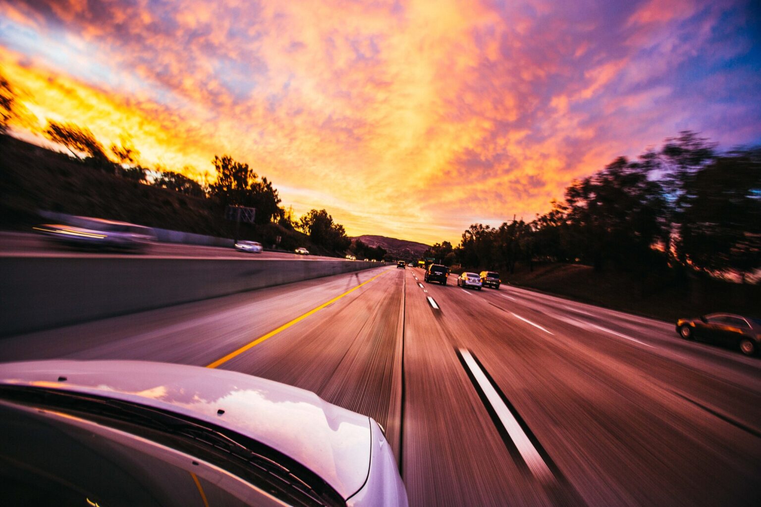 Zagraniczna podróż autem w leasingu – o czym trzeba pamiętać?