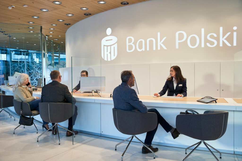 PKO BP uruchamia agenta AI do obsługi e-maili. Prawdziwym testem będzie skala