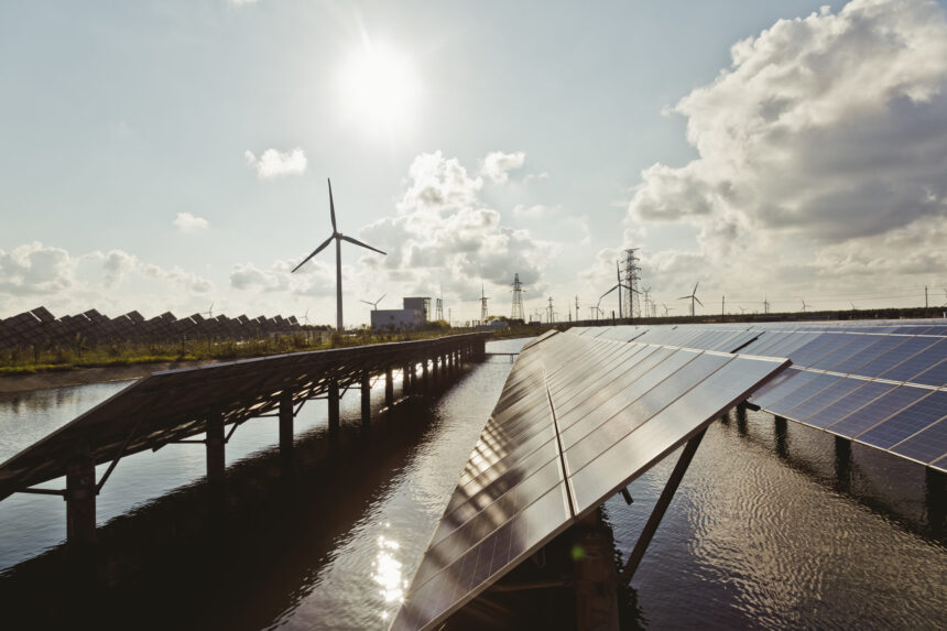 OZE, energia, fotowoltaika, zieloną energię, farmę fotowoltaiczną