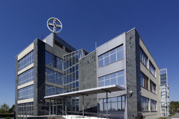 Bayer, Warszawa