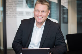 Sven Behrendt, Grupa SER