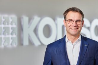 Pierre-Pascal Urbon, Komsa