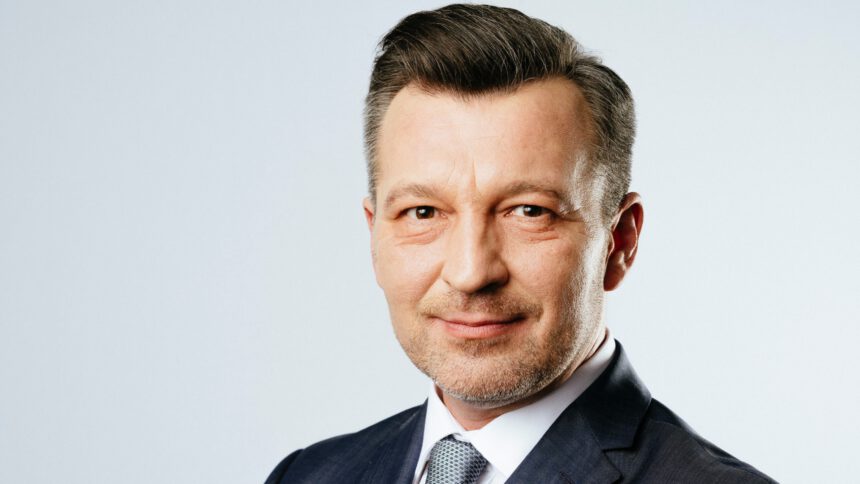 Krzysztof Majewski, Somfy