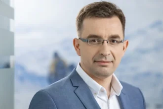 Marcin Skrzypczak, Iron Moutain