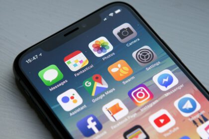 smartfon, orange