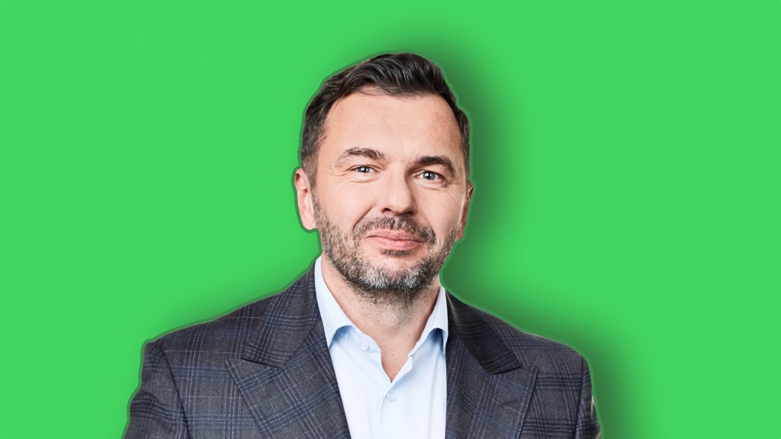 Mirosław Pisaniec, Schneider Electric