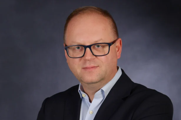 Daniel Pawelczyk, TD Synnex