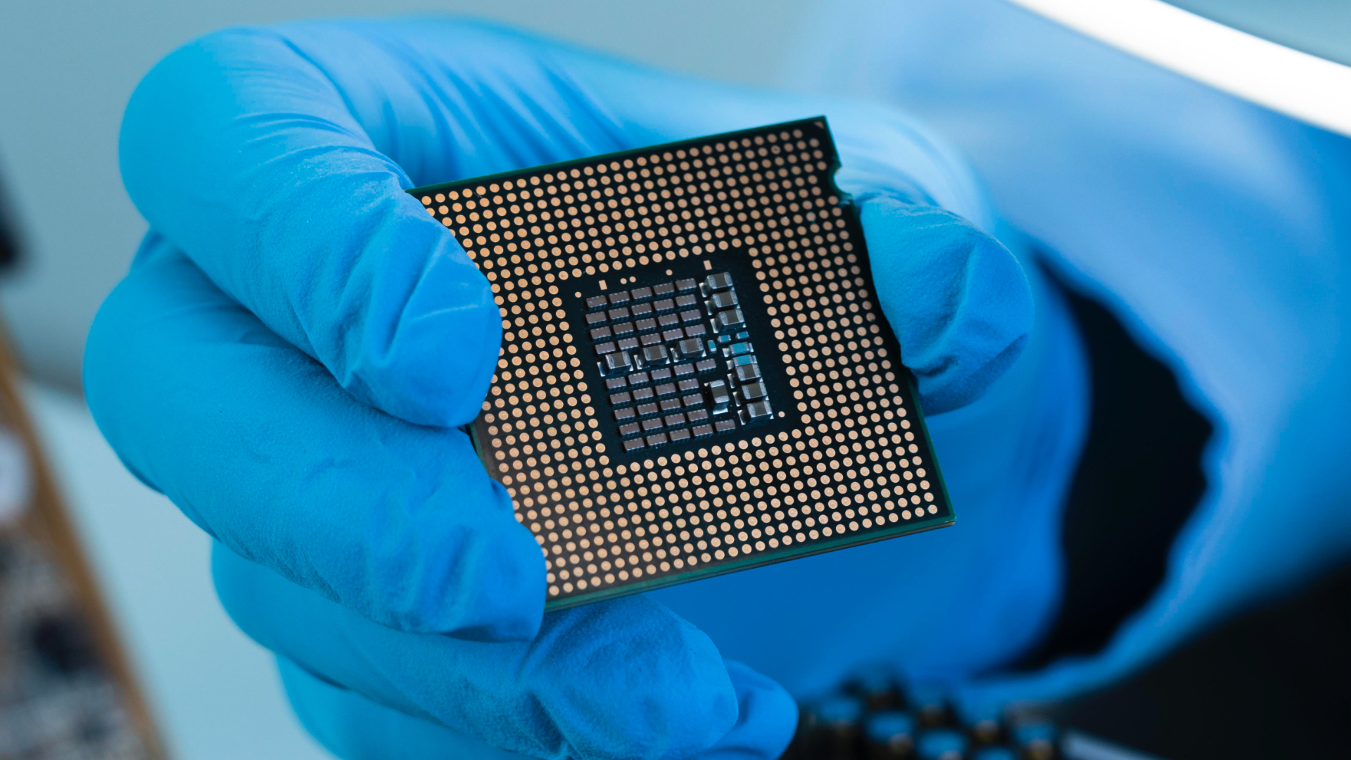 Chiński rynek chipów 2026: AI napędza rekordowe wzrosty