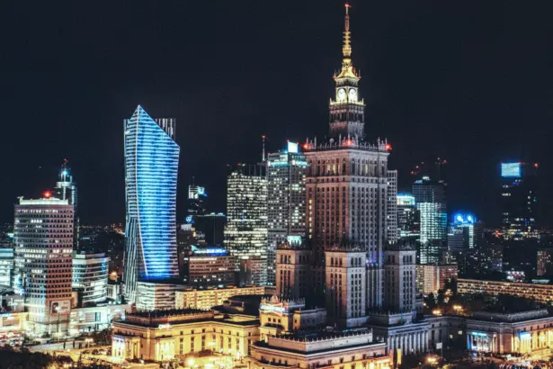 Warszawa, Polska, Polska liderem cyfrowej transformacji usług finansowych
