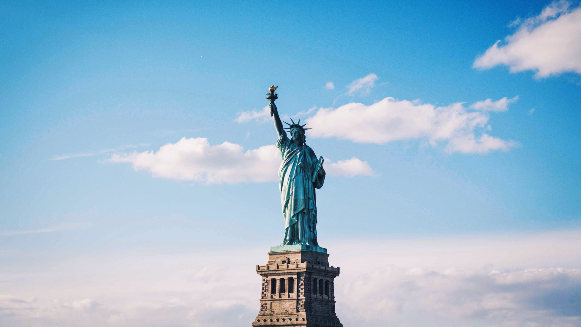 USA usuwa chińską elektronikę z marketplace’ów – decyzja FCC uderza w Huawei i Hikvision