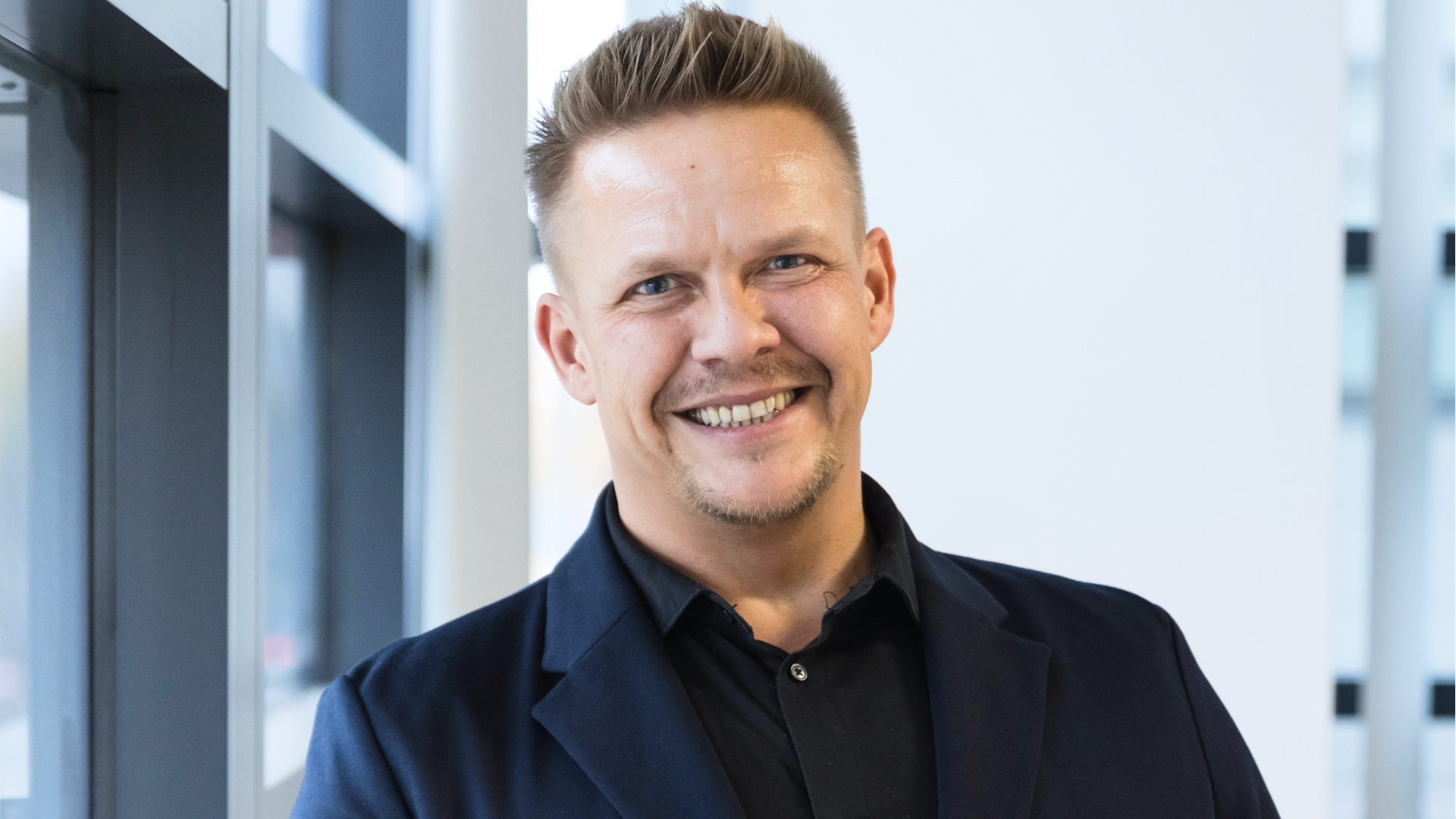 Od dostawcy hardware’u do architekta cyfrowego środowiska. Rafał Szarzyński o rewolucji „One Sharp”