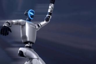 Robot humanoidalny, Edward Warchocki